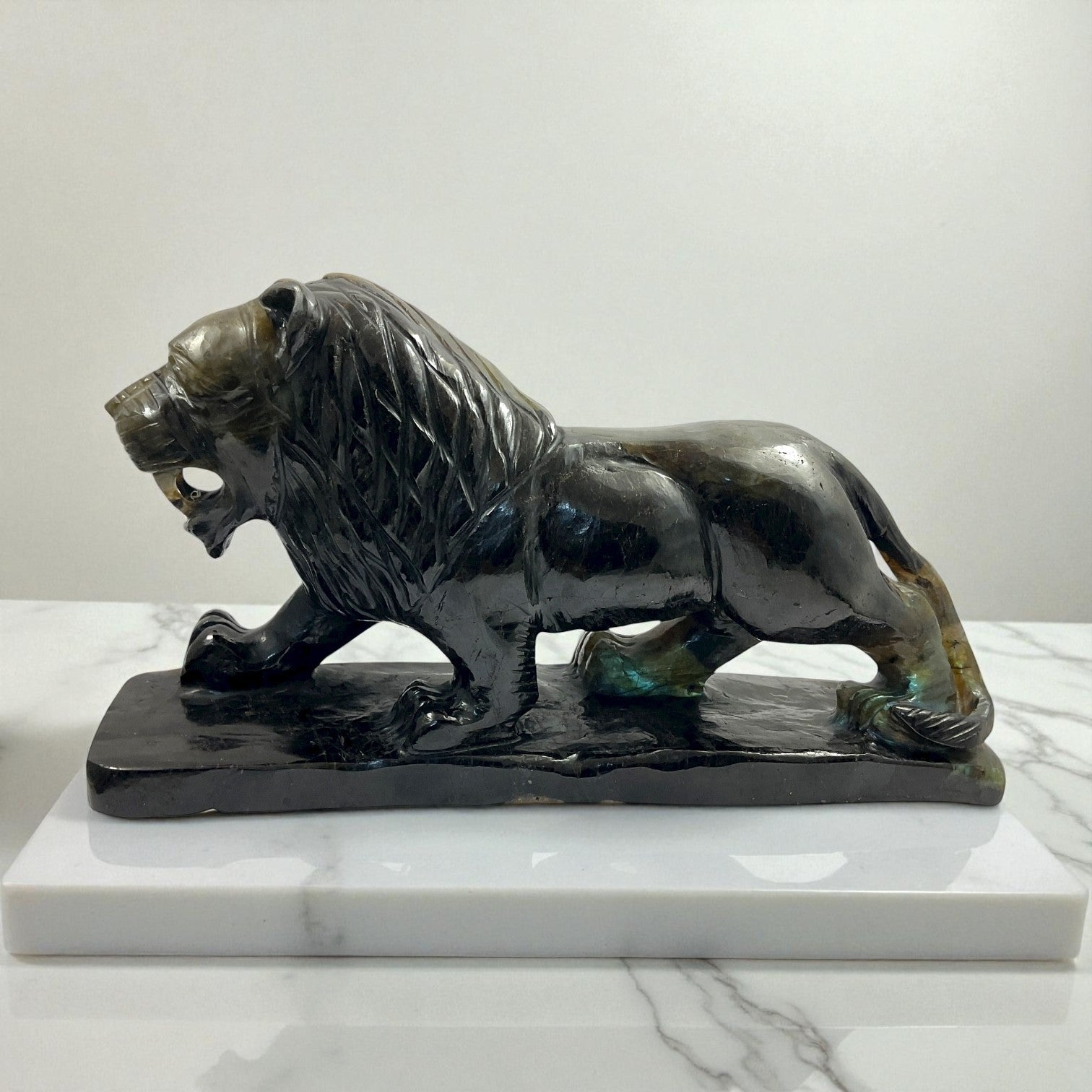 Labrodorite Lion
