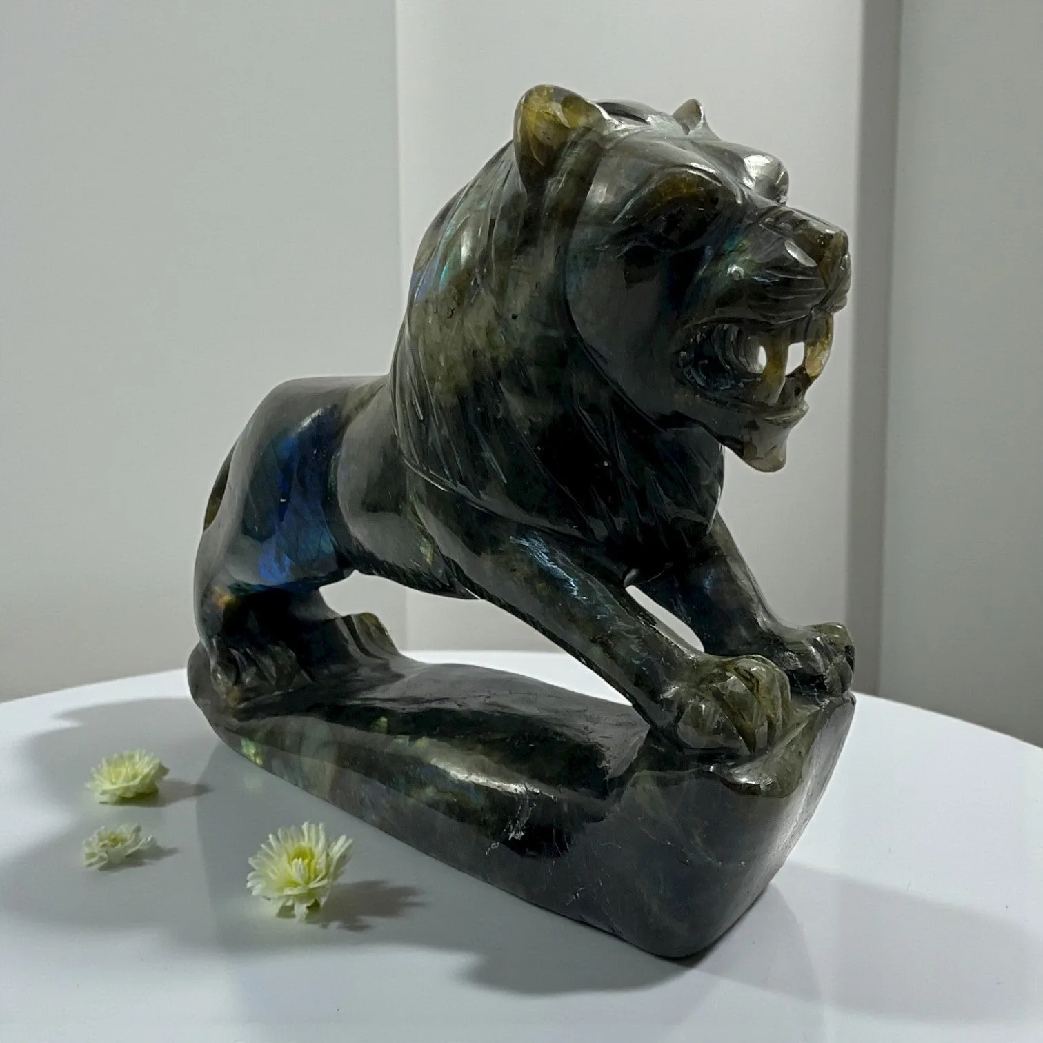 Labrodorite Lion