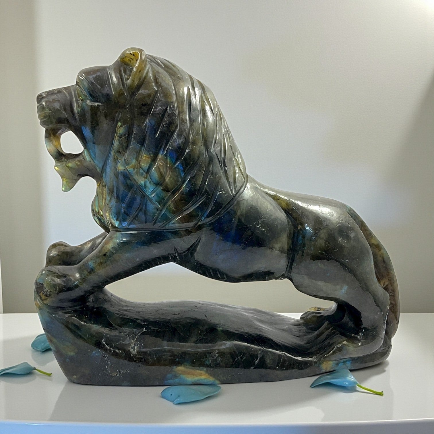 Labrodorite Lion