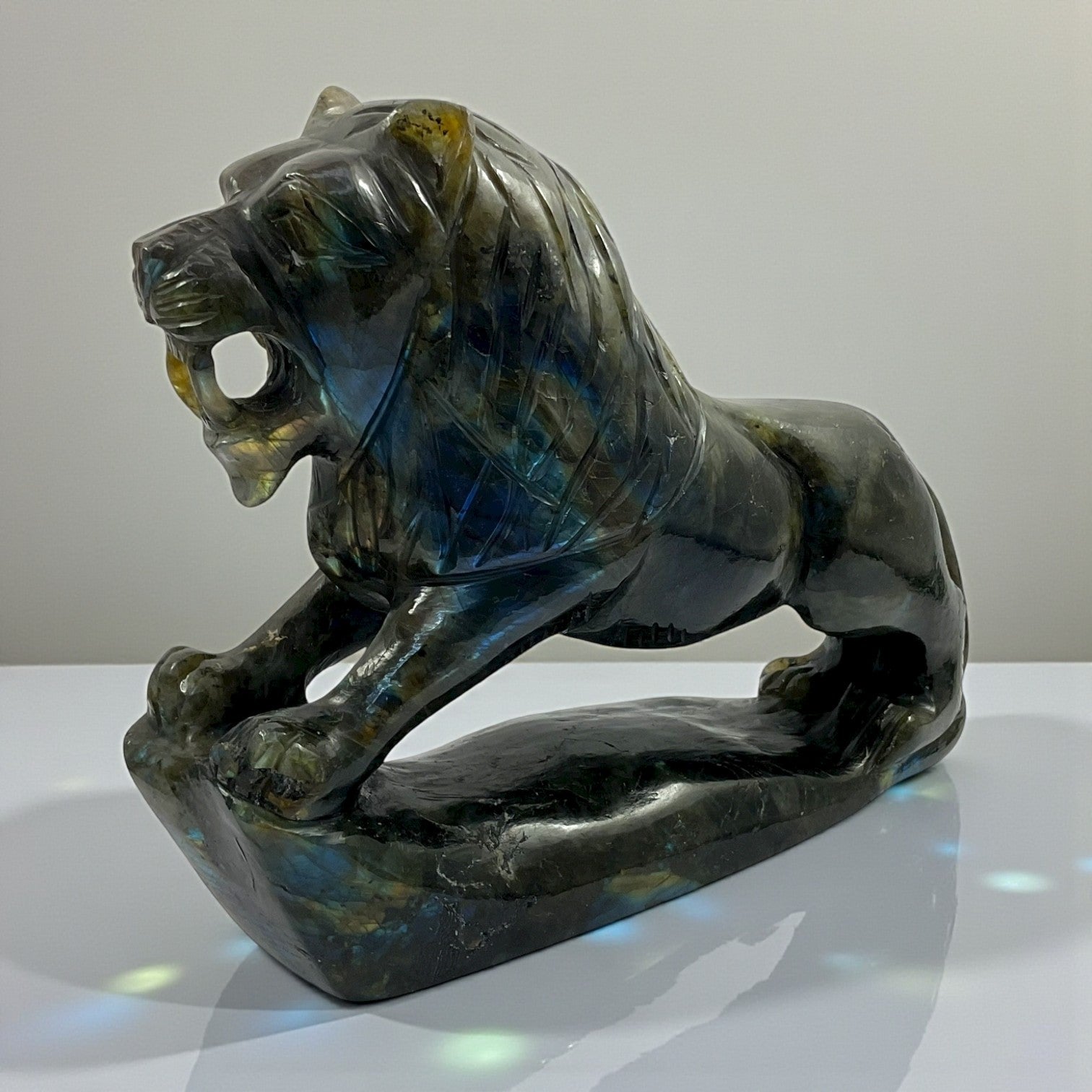 Labrodorite Lion