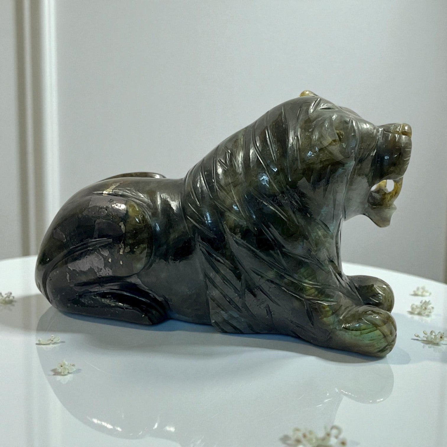 Labrodorite Lion
