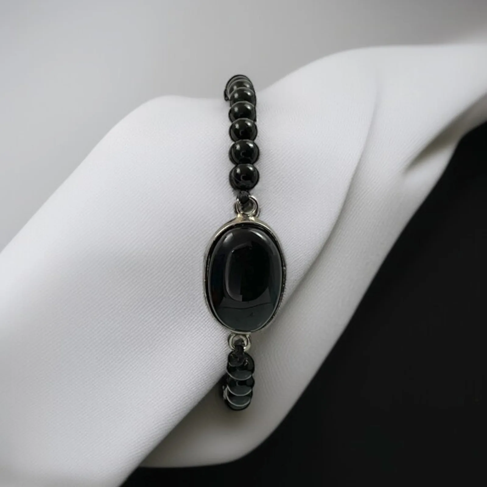 Sulemani Hakik & Black Agate Bracelet