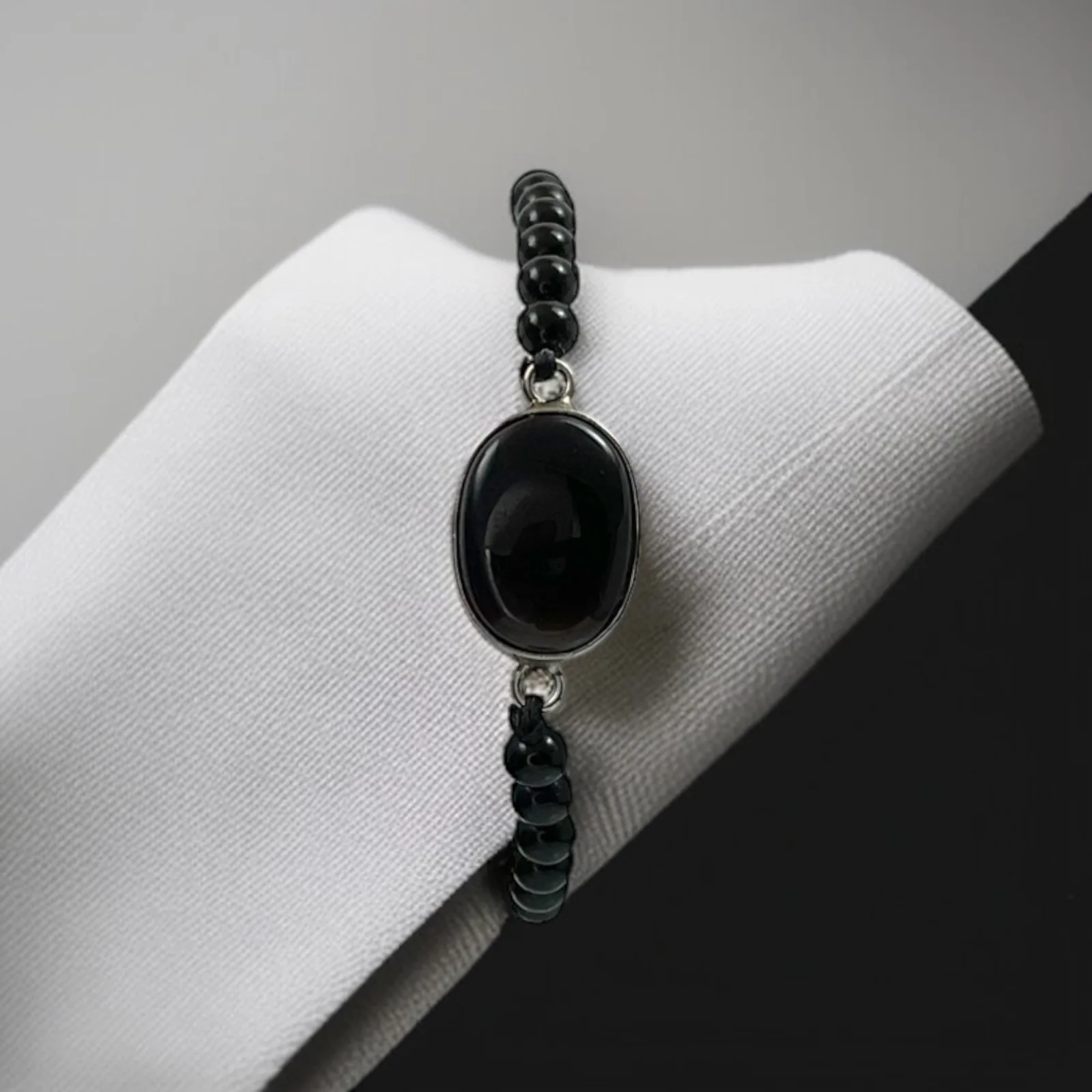 Sulemani Hakik & Black Agate Bracelet