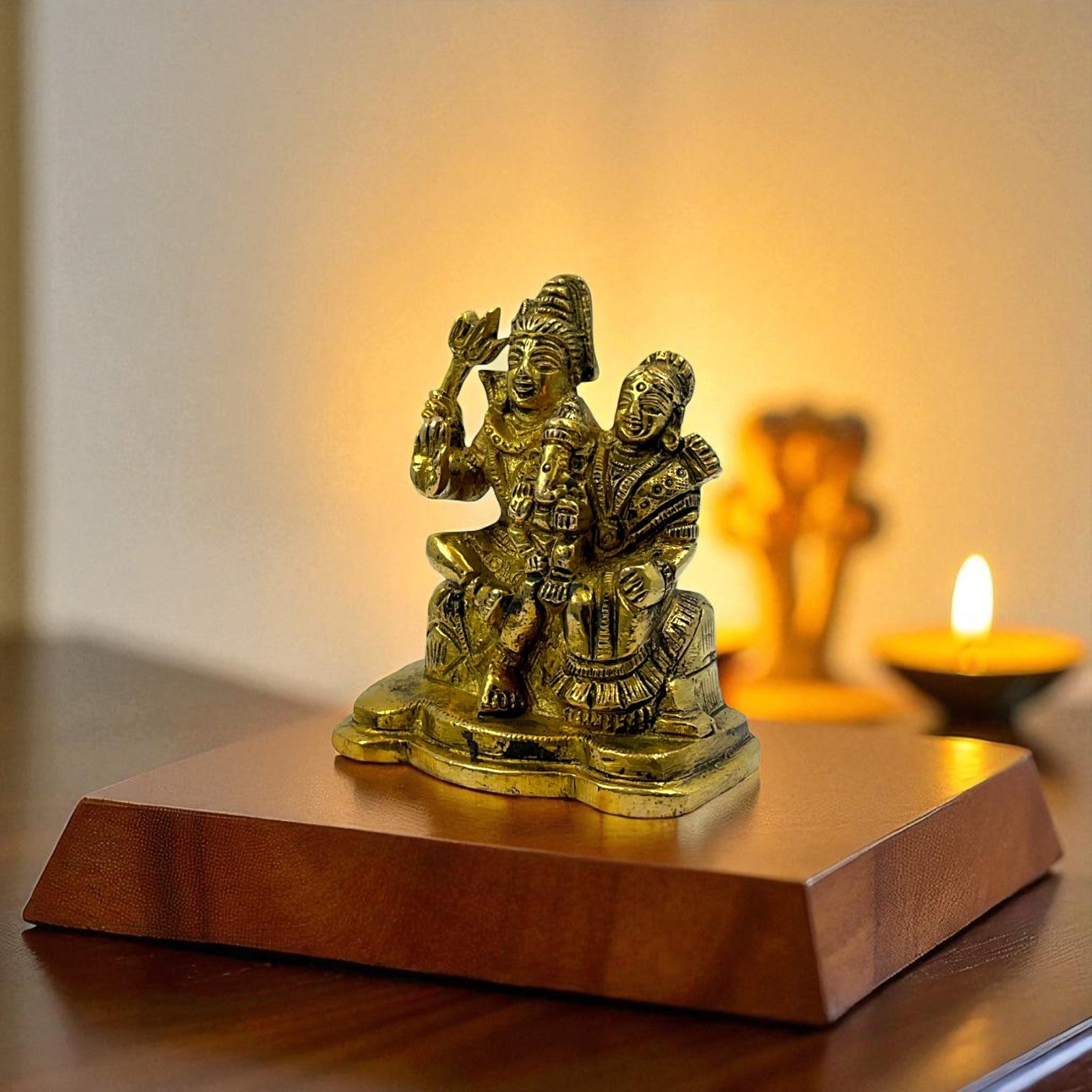Brass shiv parivar idol (shiv, ganesh, parvati , nandi )