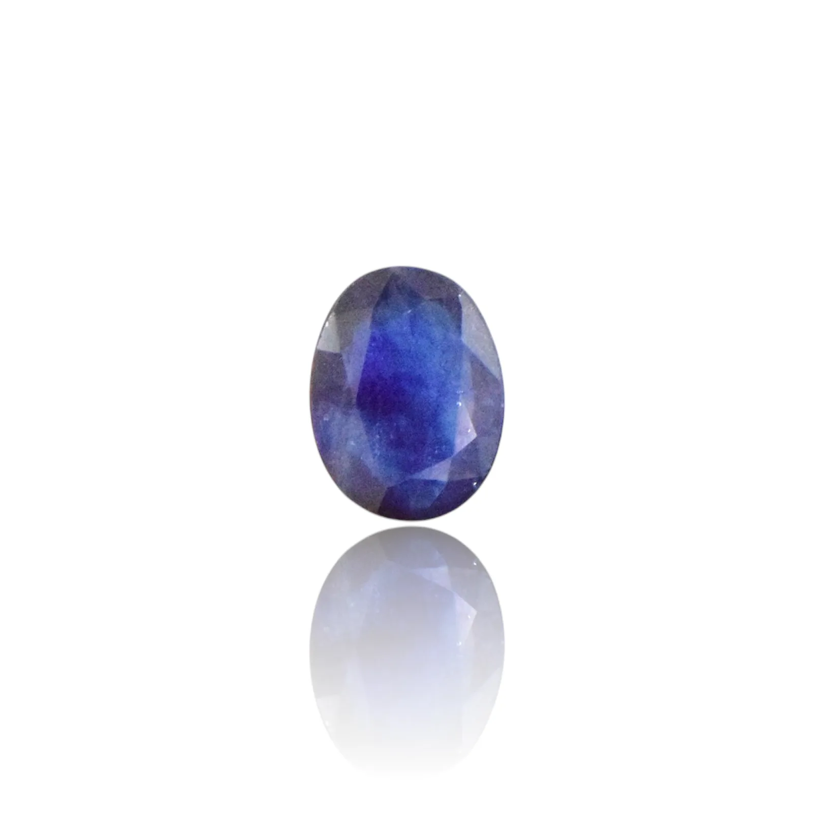 Blue Sapphire - 6.66 Carat
