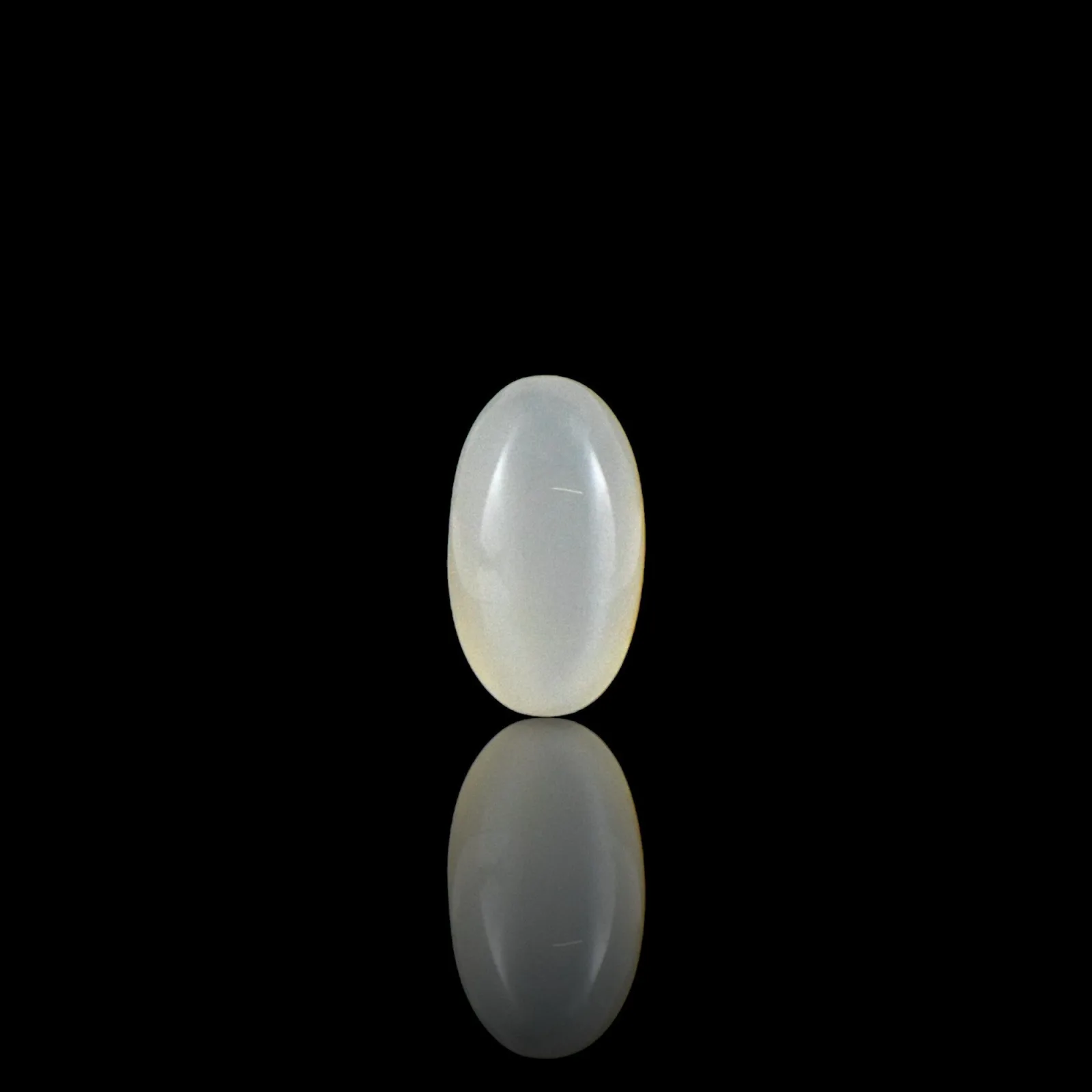 Moonstone - 11.88 Carat