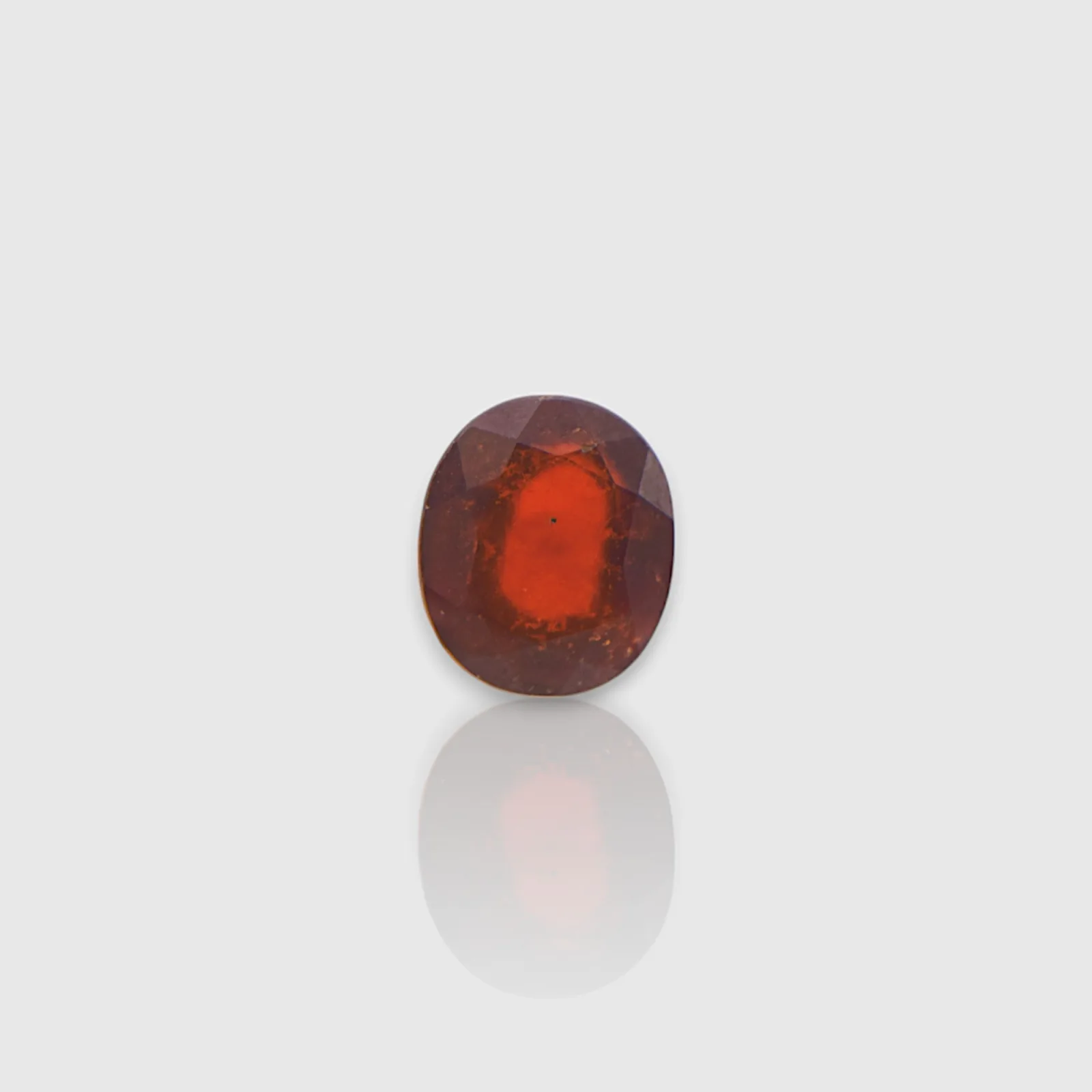 Hessonite - 7.67 Carat / AAA-Quality