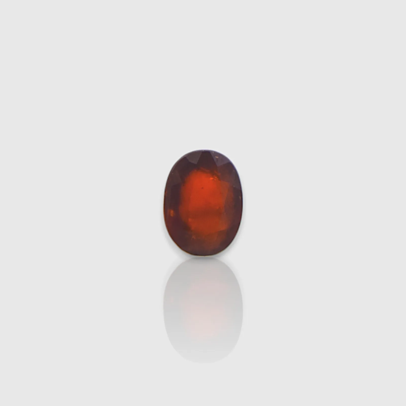 Hessonite - 4.75 Carat / AAA-Quality