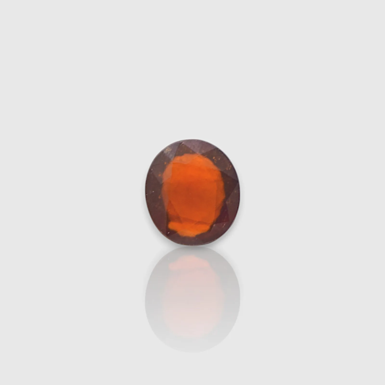 Hessonite - 9.49 Carat / AA-Quality