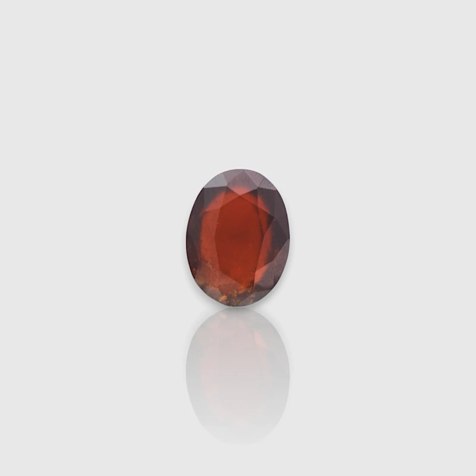 Hessonite - 12.16 Carat / AA-Quality