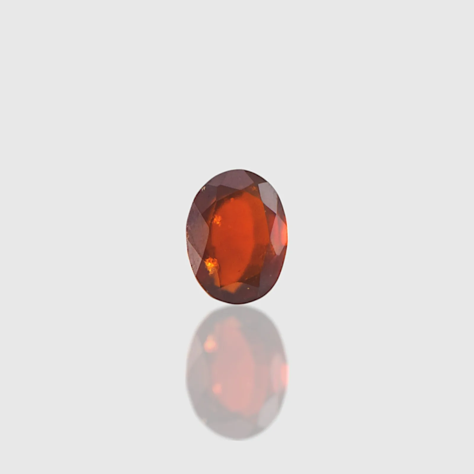 Hessonite - 6.48 Carat / AAA-Quality