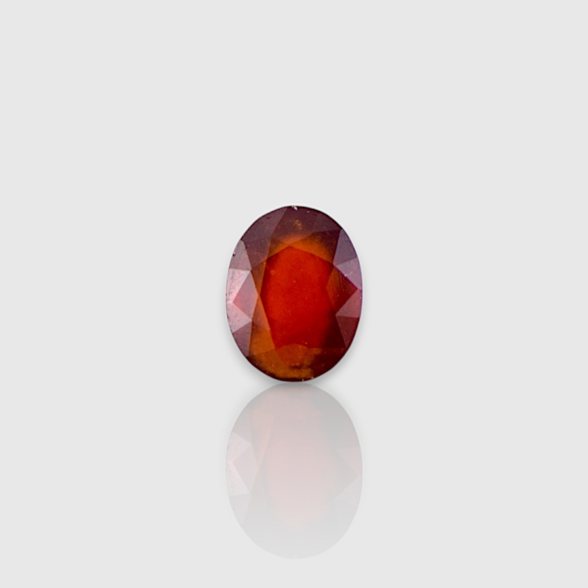 Hessonite - 4.77 Carat / AAA-Quality