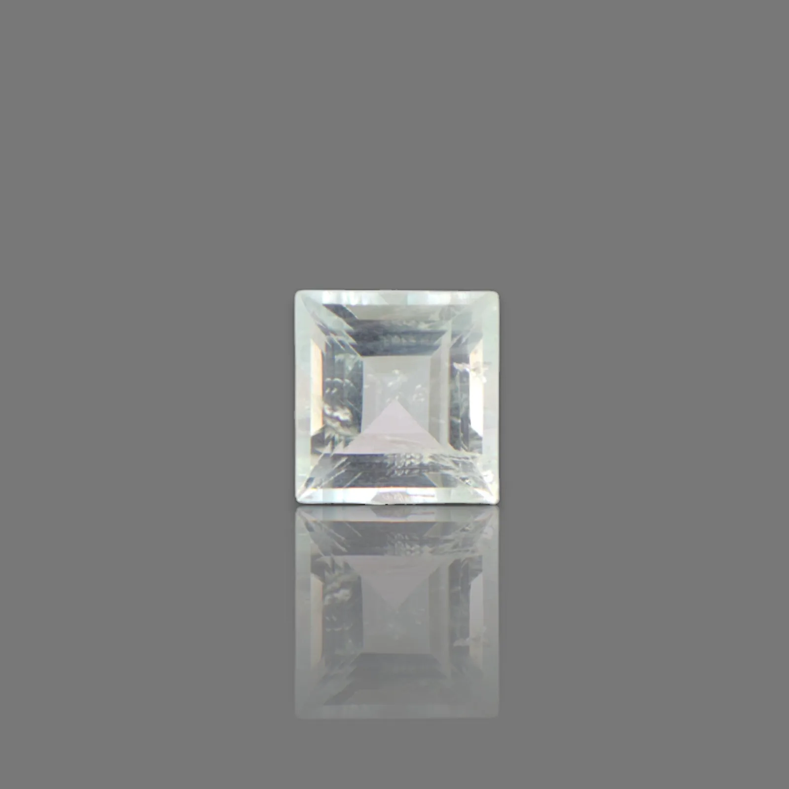 Aquamarine - 7.48 Carat