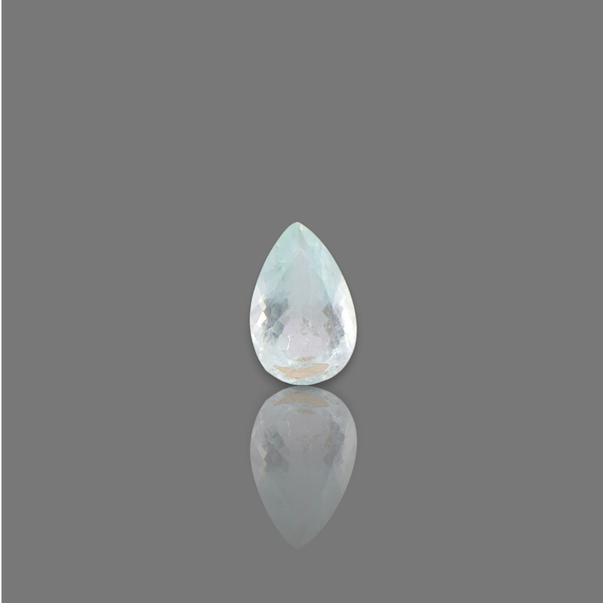 Aquamarine - 6.49 Carat