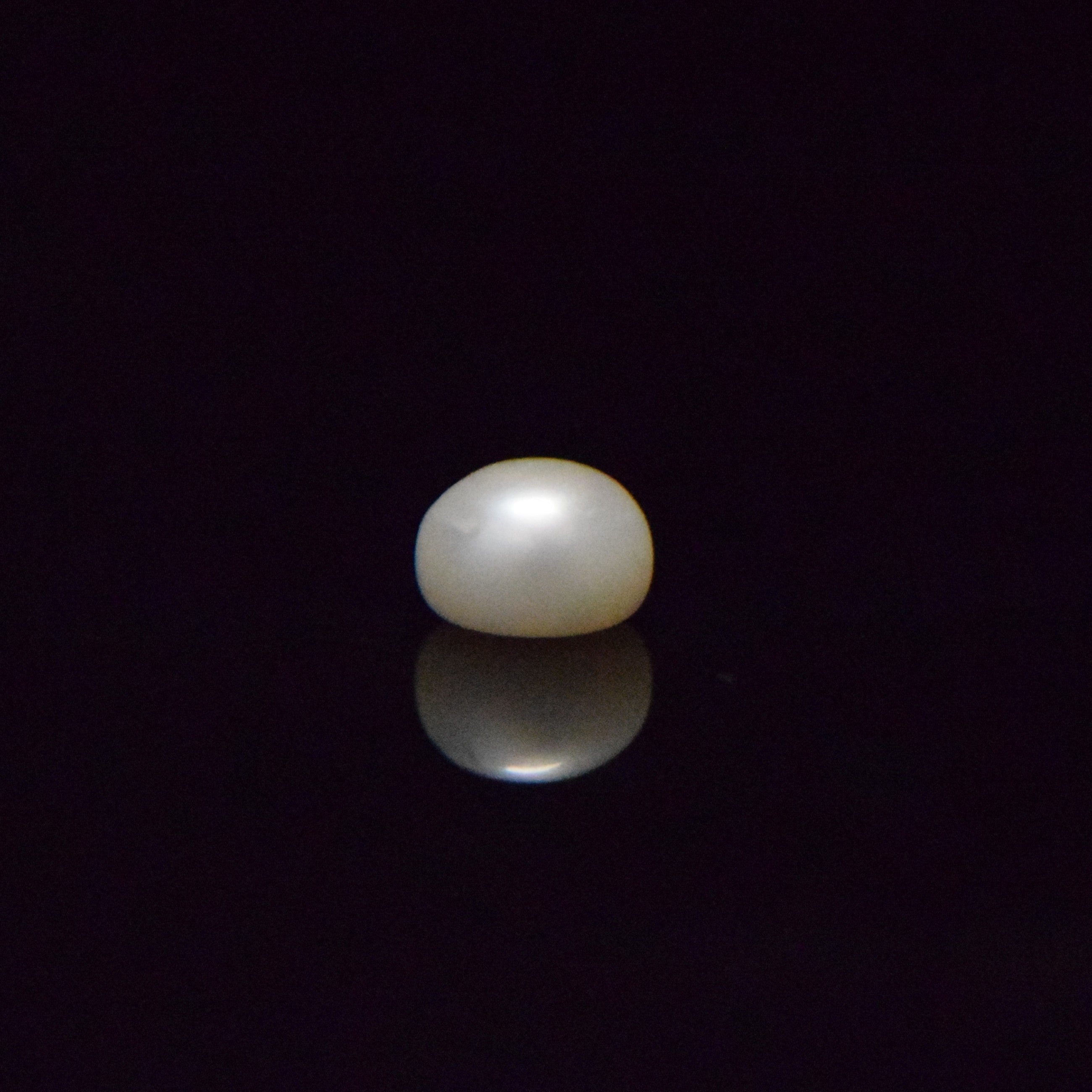 Fresh Water Pearl - 5.97 Carat