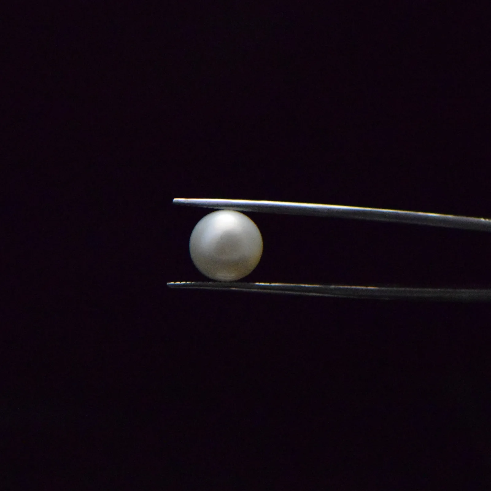 Fresh Water Pearl - 5.97 Carat
