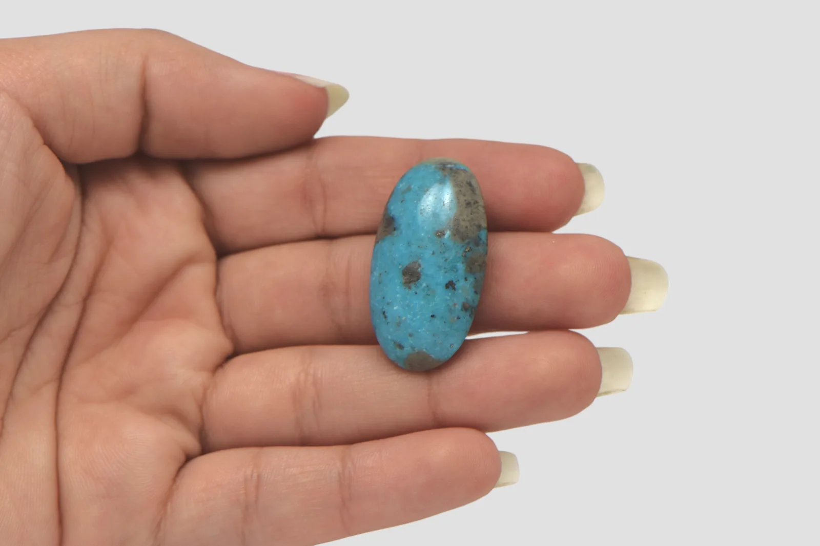 Irani Turquoise - 37.5 Carat / AA-Quality