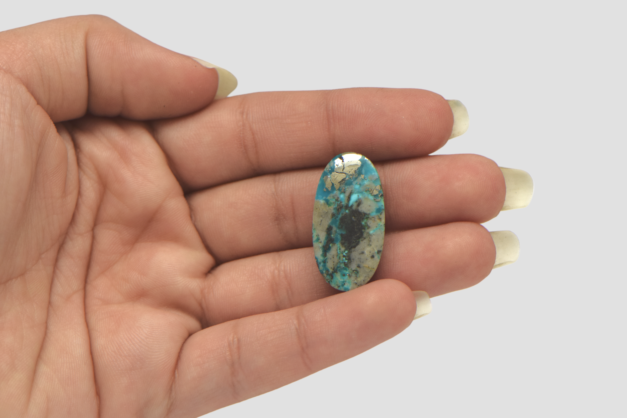 Irani Turquoise - 19.5 Carat / AA-Quality