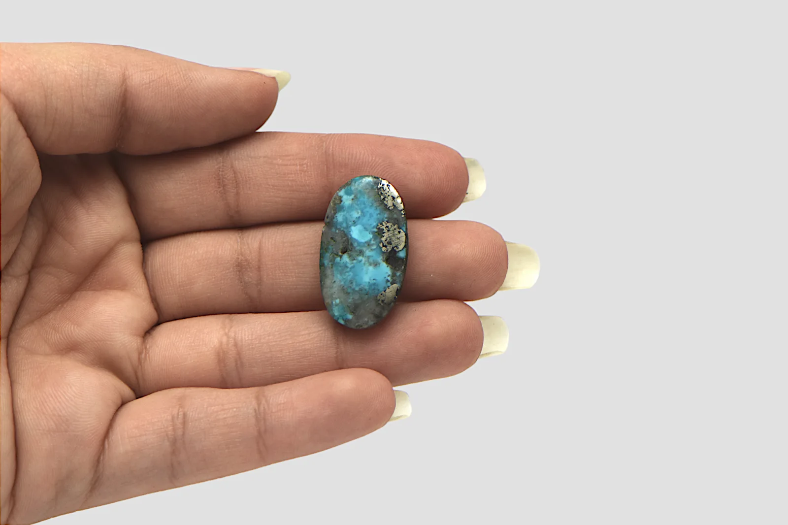 Irani Turquoise - 18.42 Carat / AA-Quality