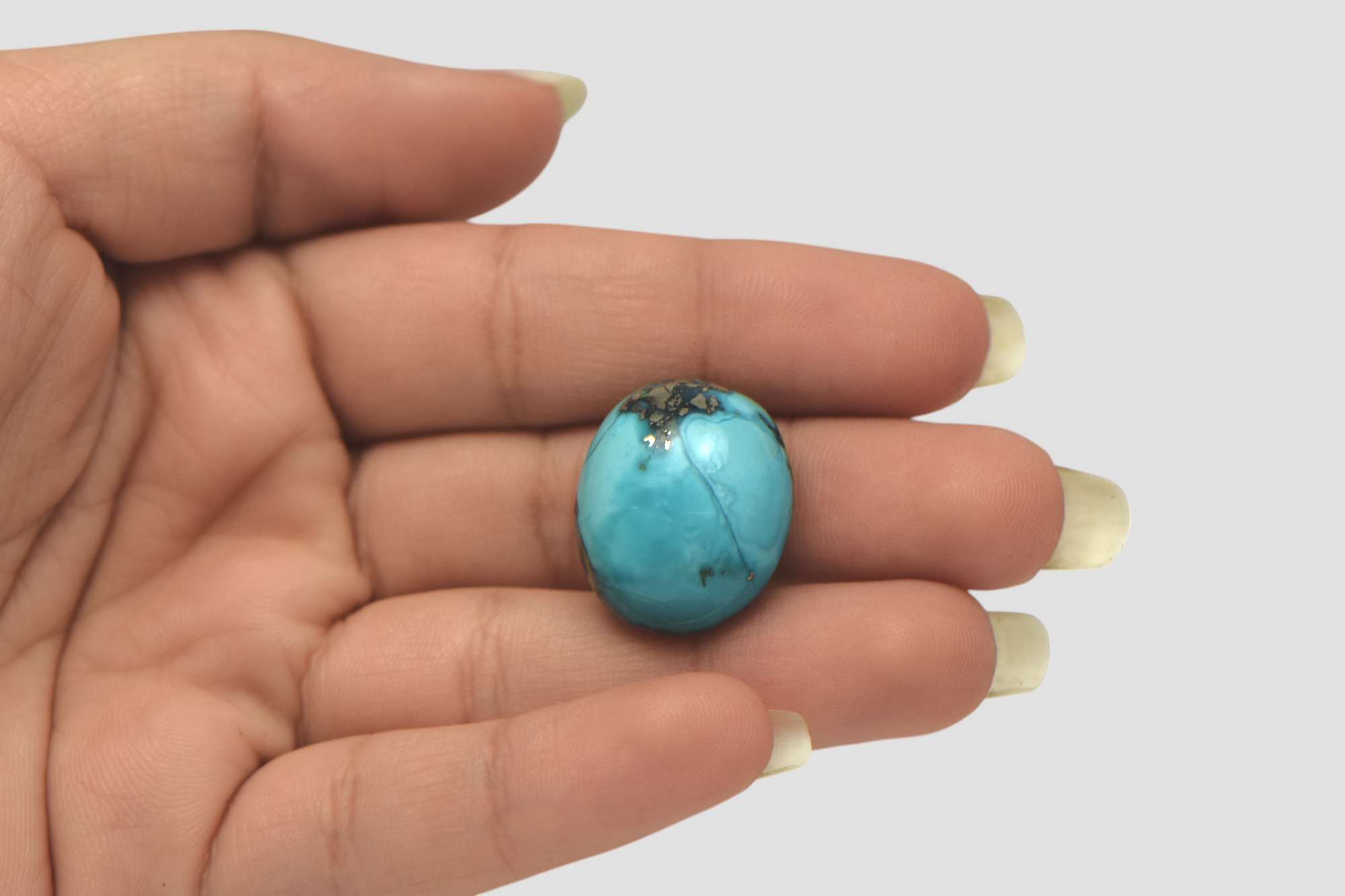 Irani Turquoise - 33 Carat / AAA-Quality