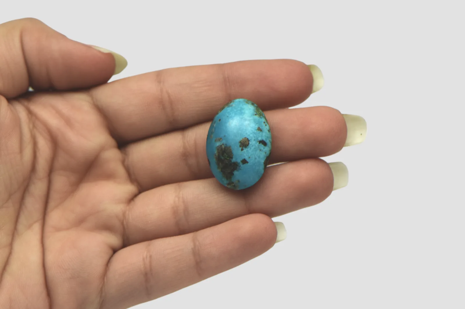 Irani Turquoise -27.49 Carat / AAA-Quality