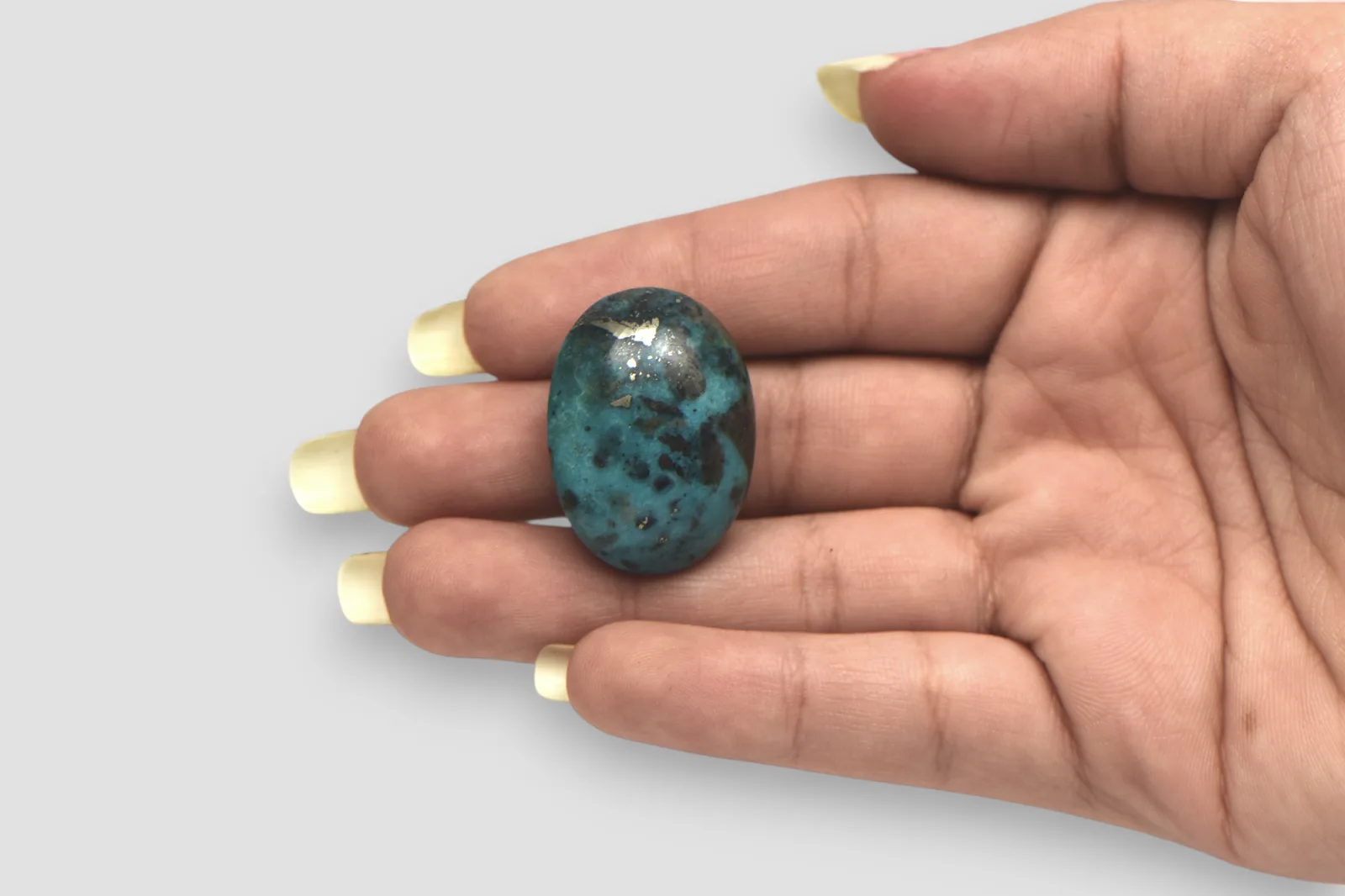 Irani Turquoise - 53.19 Carat / AA-Quality