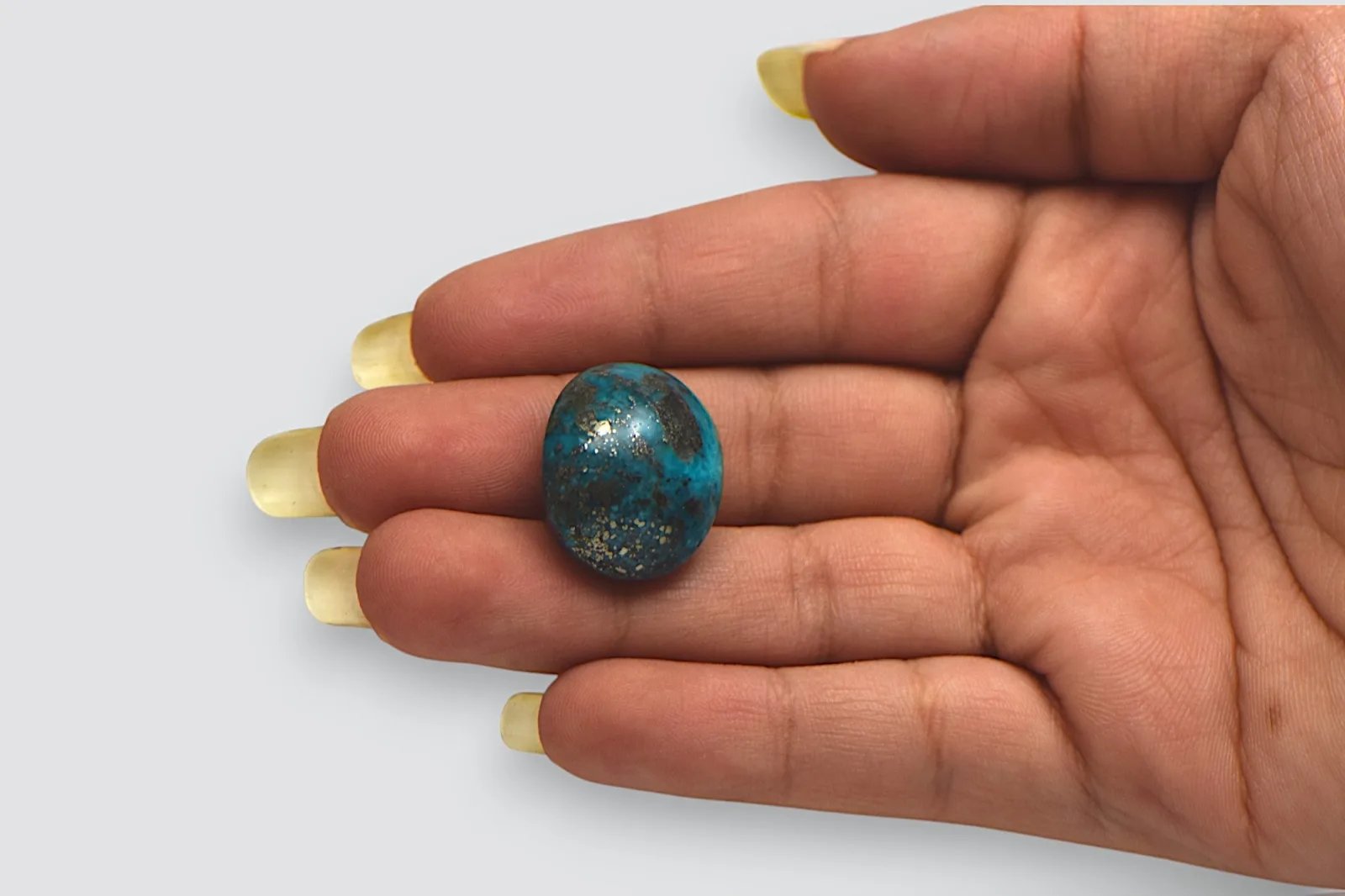 Irani Turquoise - 25.57 Carat / AA-Quality