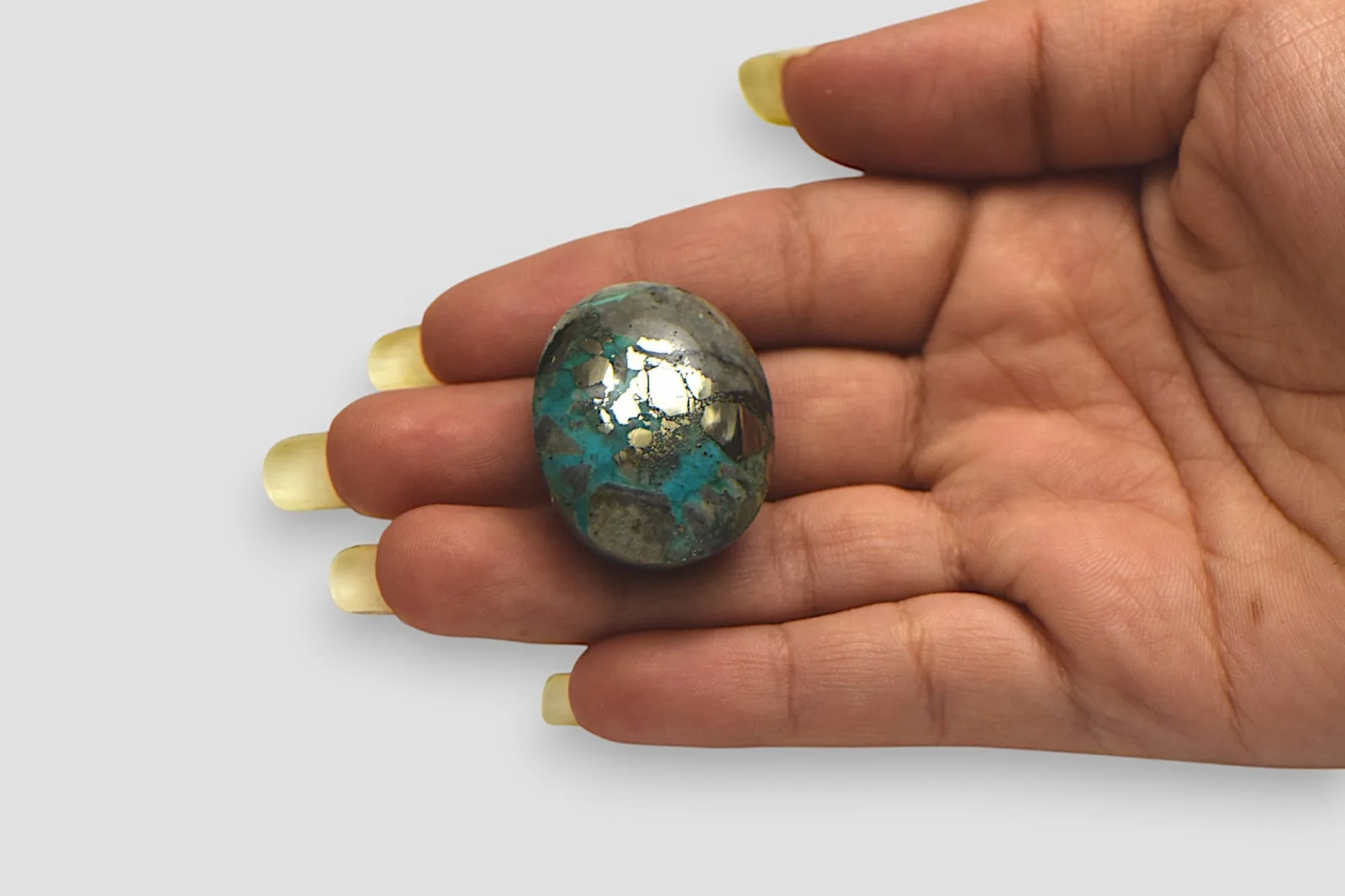 Irani Turquoise - 102.30 Carat / AA-Quality